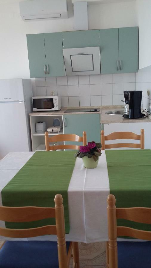 Die Appartements Glavas,Eckwohnunge Fuer 2 Personen Novi Vinodolski Exterior foto